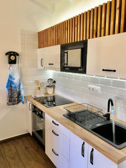 Casa Nueva En Vigo Rural Mos Con Jacuzzi Y Chimenea Para Escapada Romantica Pontevedra Zewnętrze zdjęcie